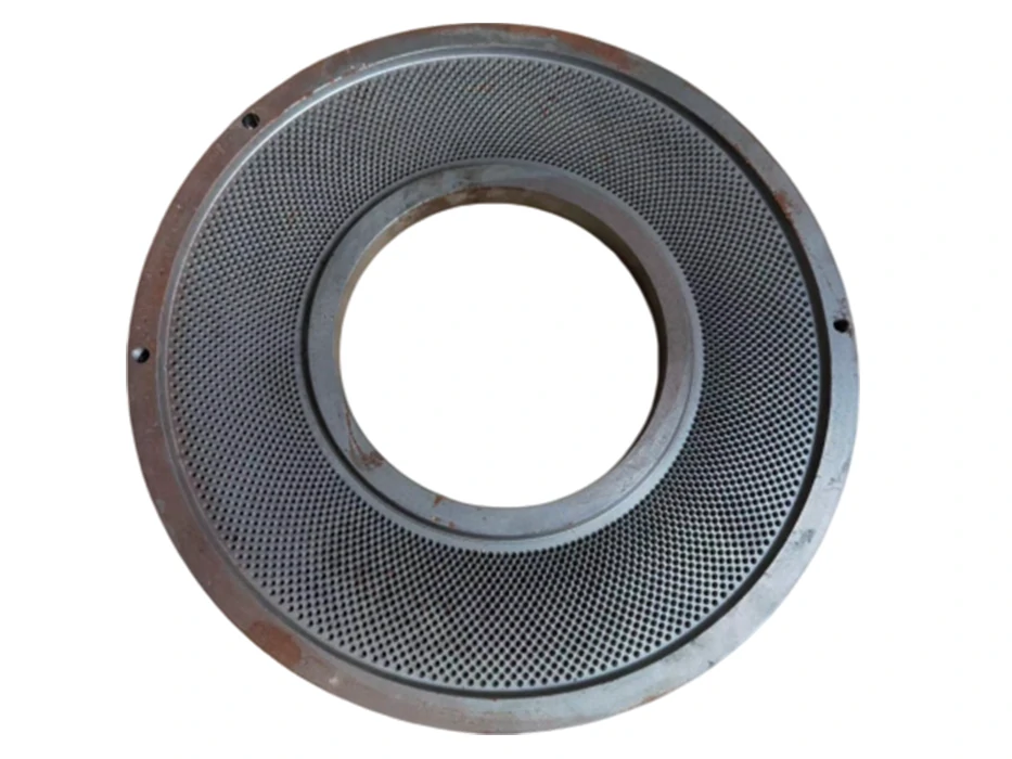 Needle-shaped fertilizer grinding disc
